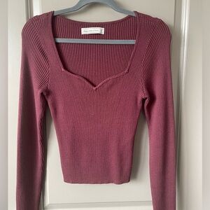 Abercrombie & Fitch Burgundy Ribbed Top| Size: M | Barelyworn